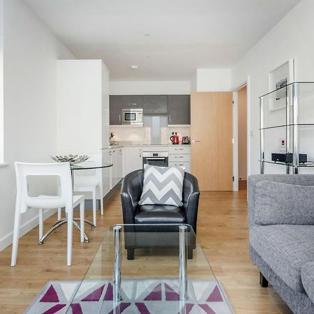 לת'רהד Roomspace Serviced Apartments - Swan House מראה חיצוני תמונה