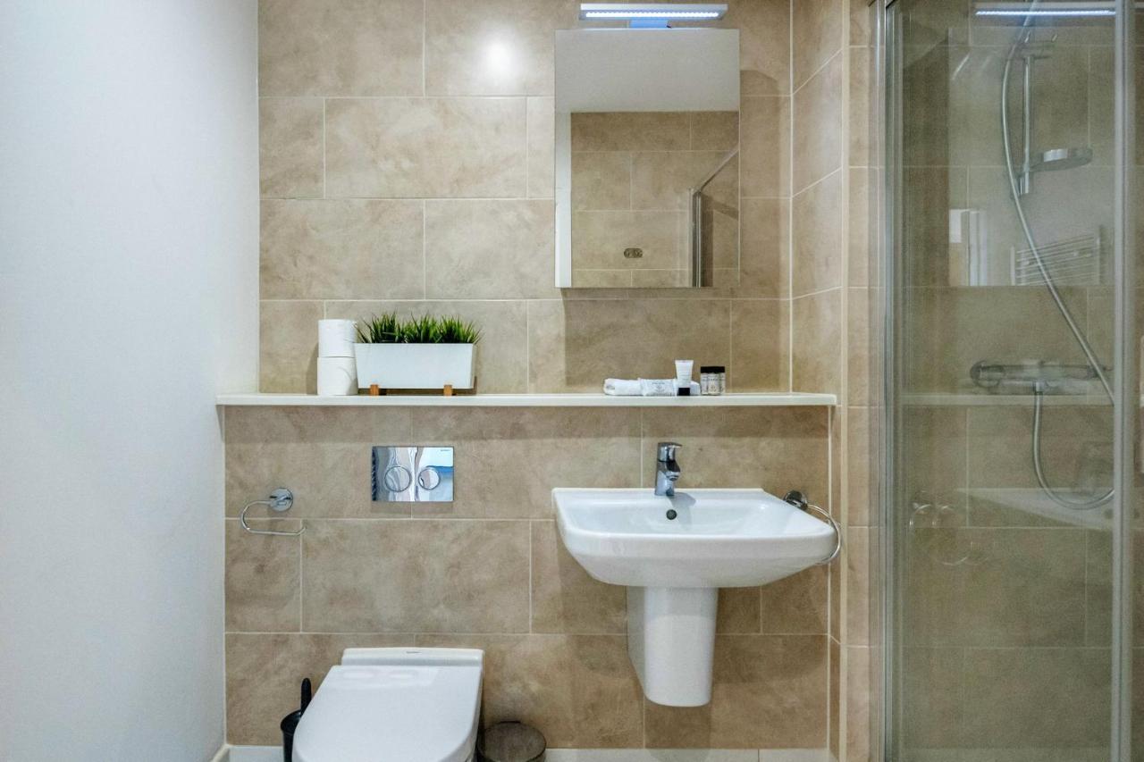 לת'רהד Roomspace Serviced Apartments - Swan House מראה חיצוני תמונה